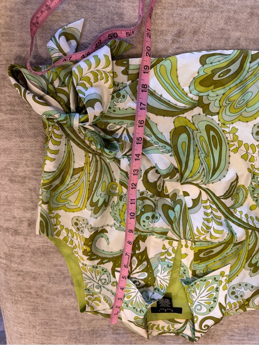 ECI Green Paisley Wrap Tie Sleeveless Blouse - Picture 8 of 8